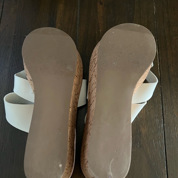 Woman’s vintage dress shoes - Picture 8 of 9